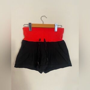 Lululemon Shorts Athletic Lined